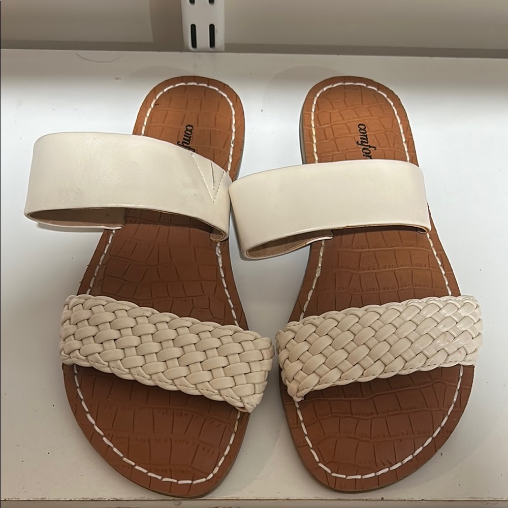 Comfortview White Sandals